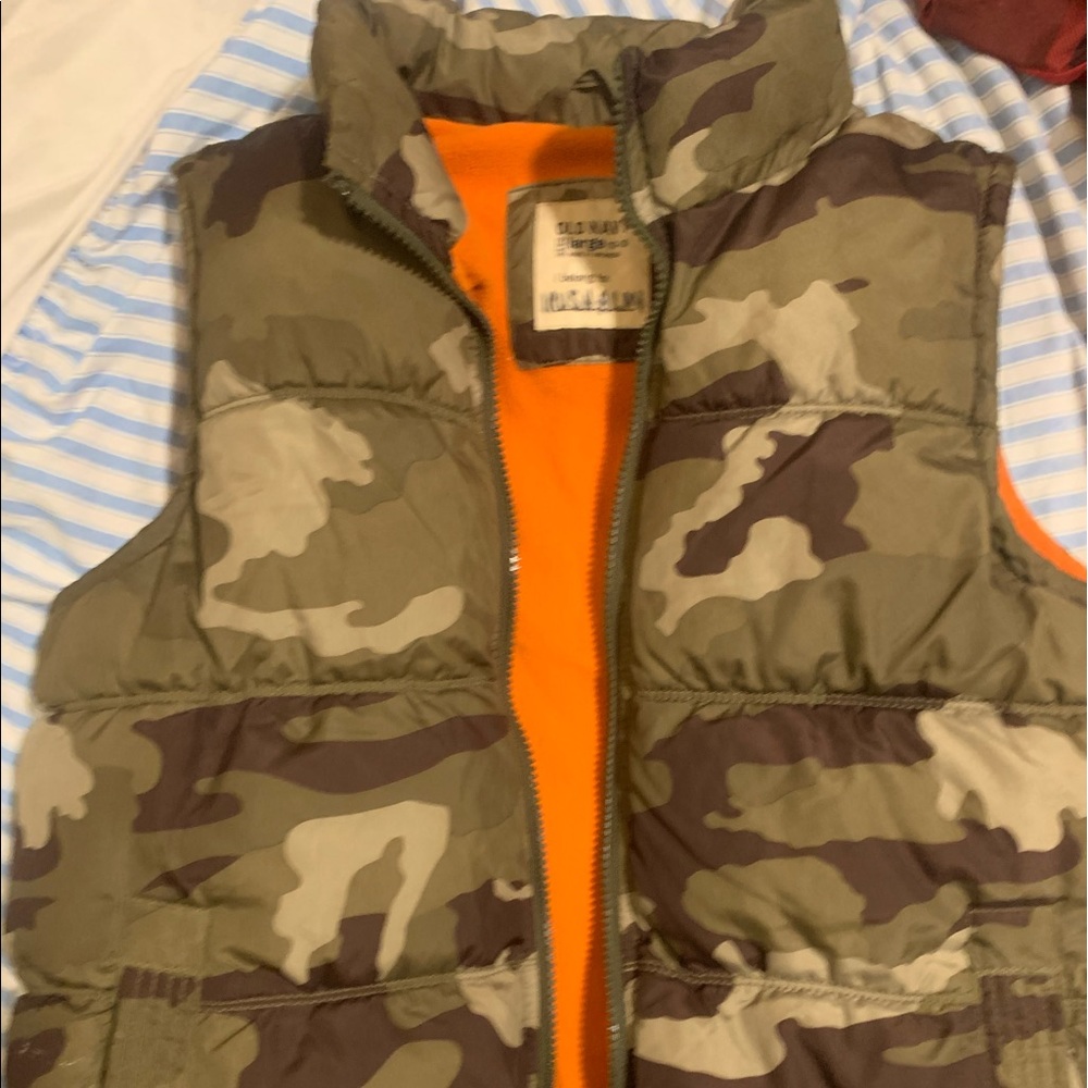 Boys old navy vest